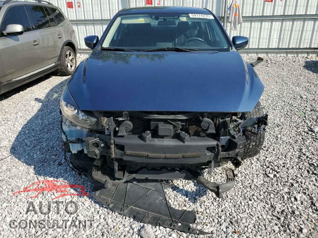 MAZDA 3 2017 - 3MZBN1U72HM136563