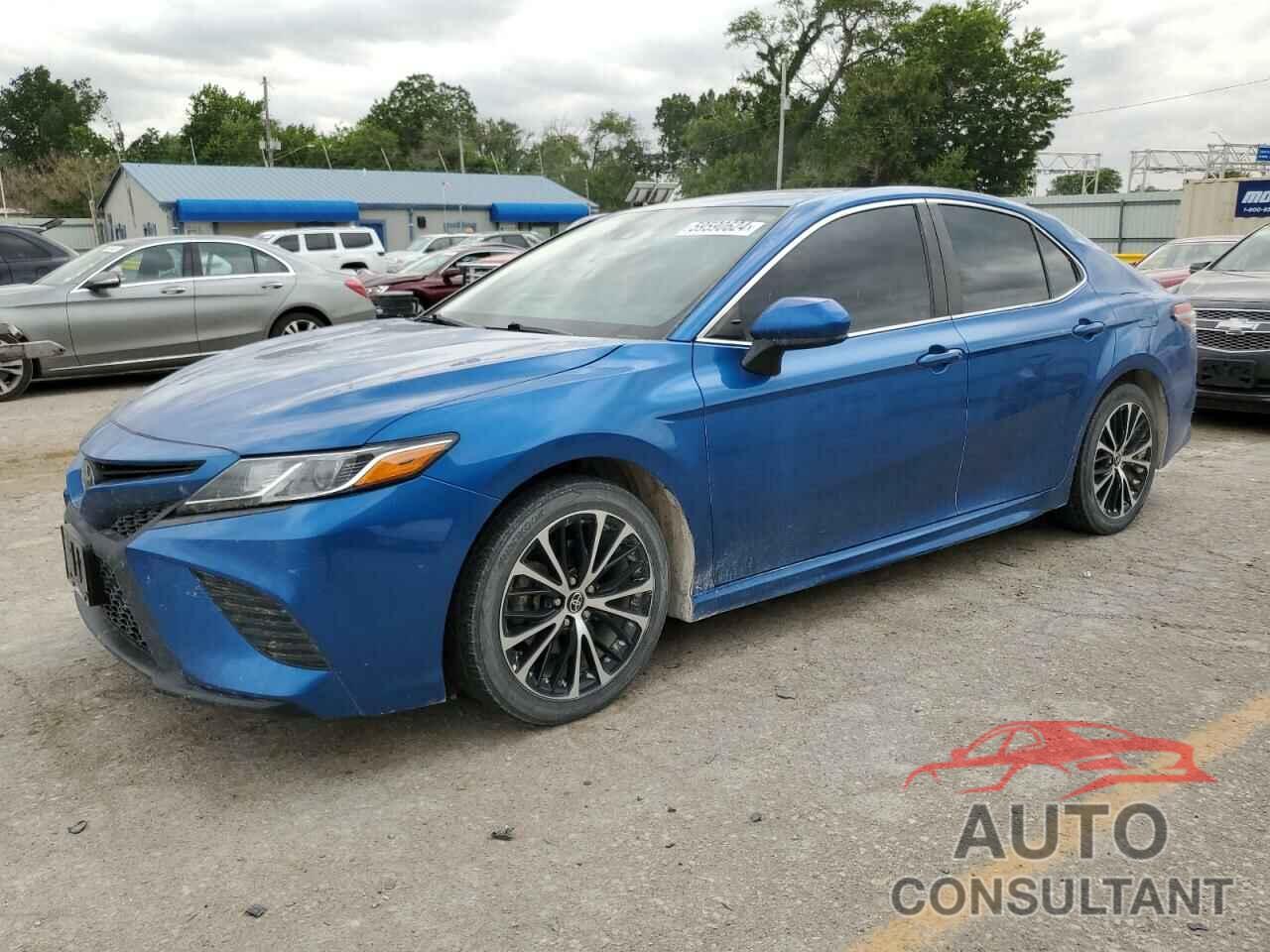 TOYOTA CAMRY 2020 - 4T1G11AK2LU376094