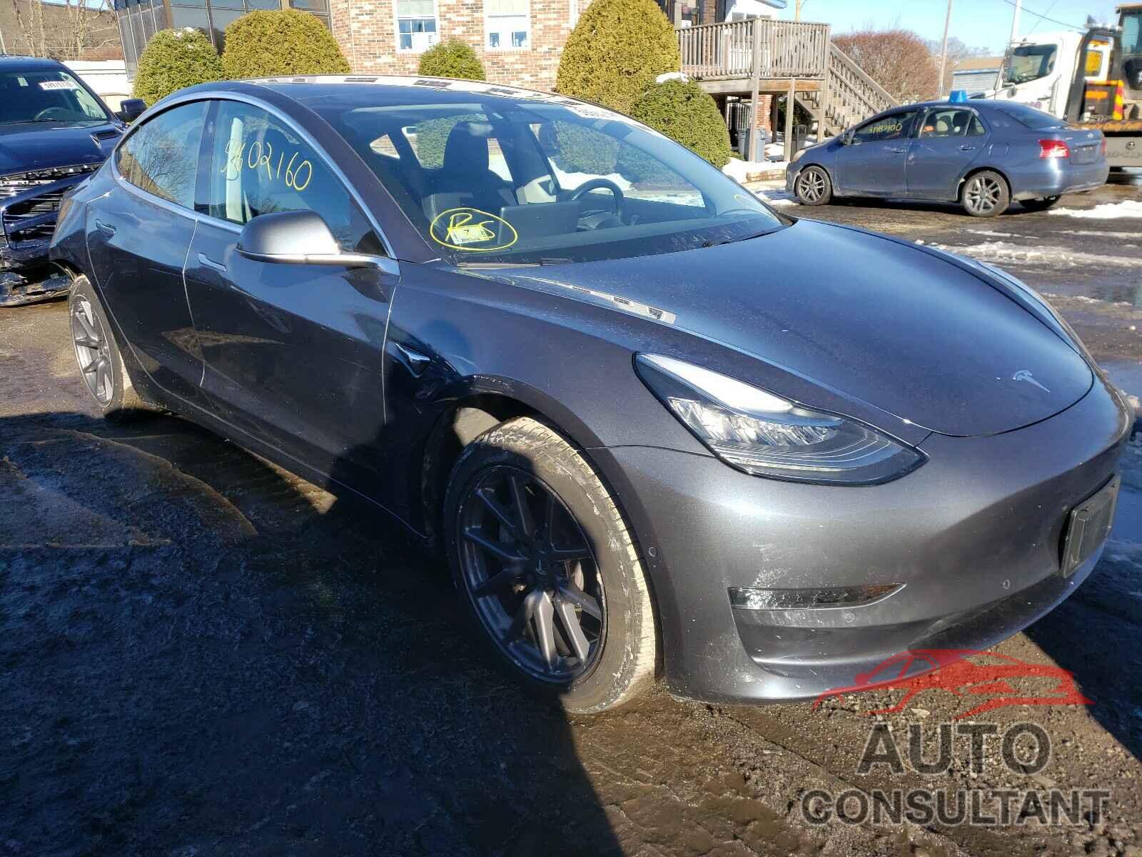 TESLA MODEL 3 2018 - 5YJ3E1EA6JF037143