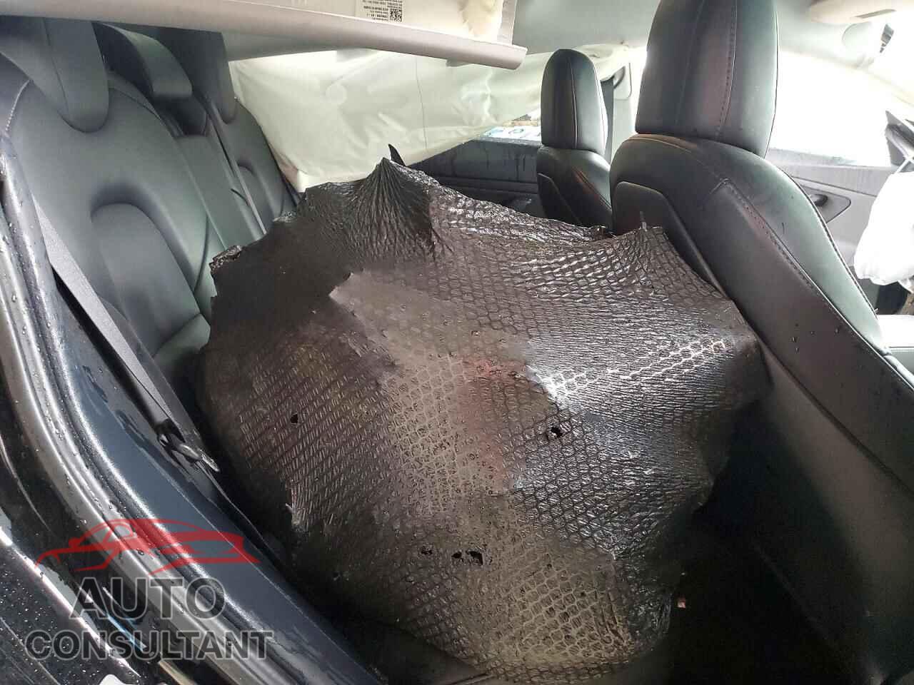 TESLA MODEL 3 2018 - 5YJ3E1EA2JF172670