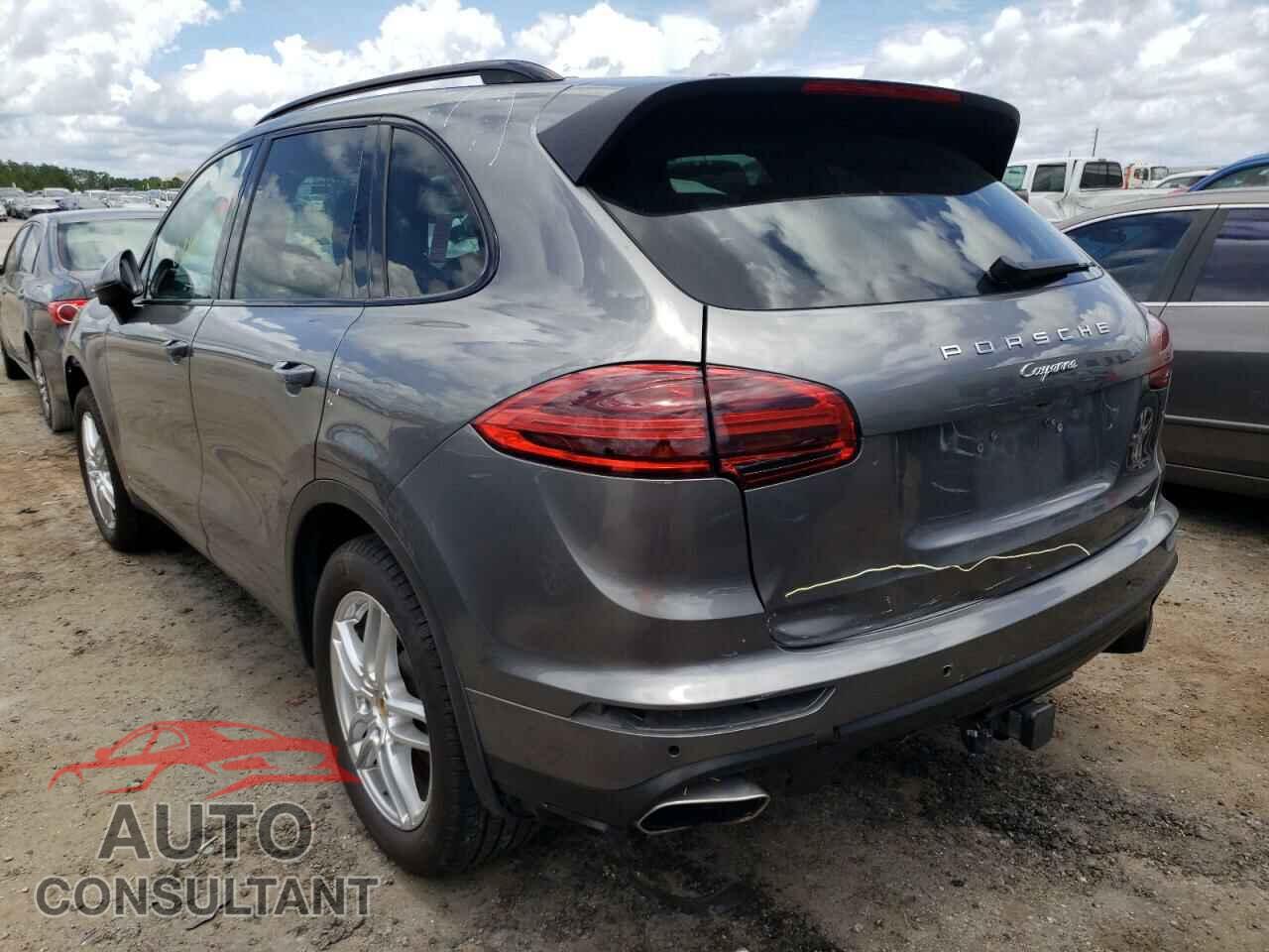 PORSCHE CAYENNE 2016 - WP1AA2A28GKA15095