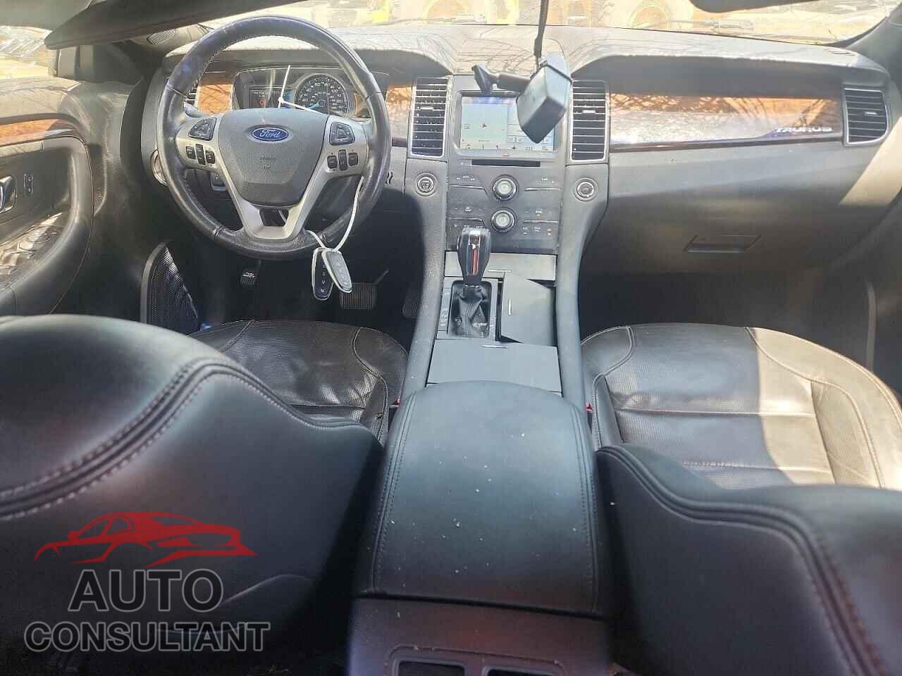 FORD TAURUS 2016 - 1FAHP2F82GG101636
