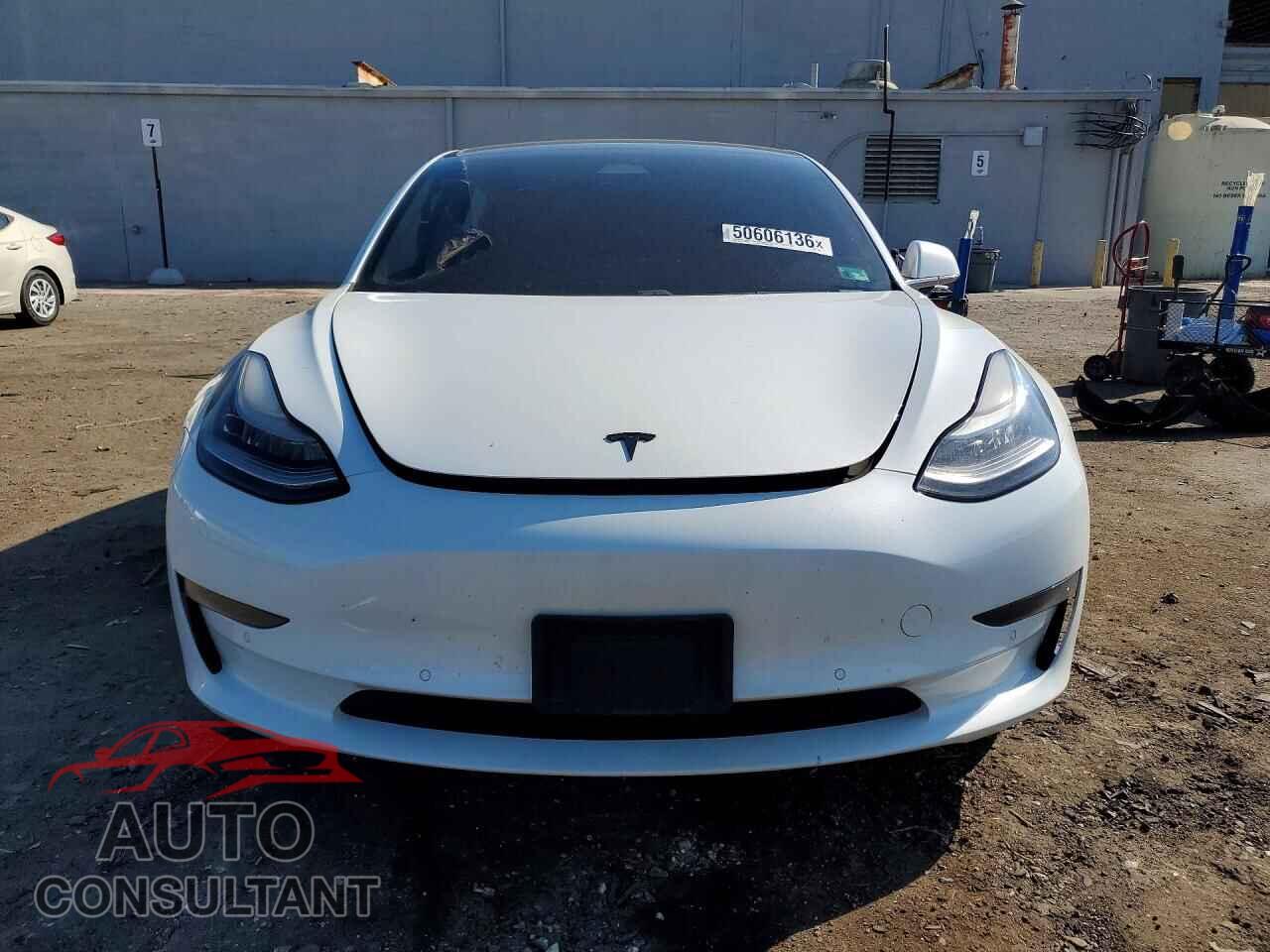 TESLA MODEL 3 2019 - 5YJ3E1EA4KF446596