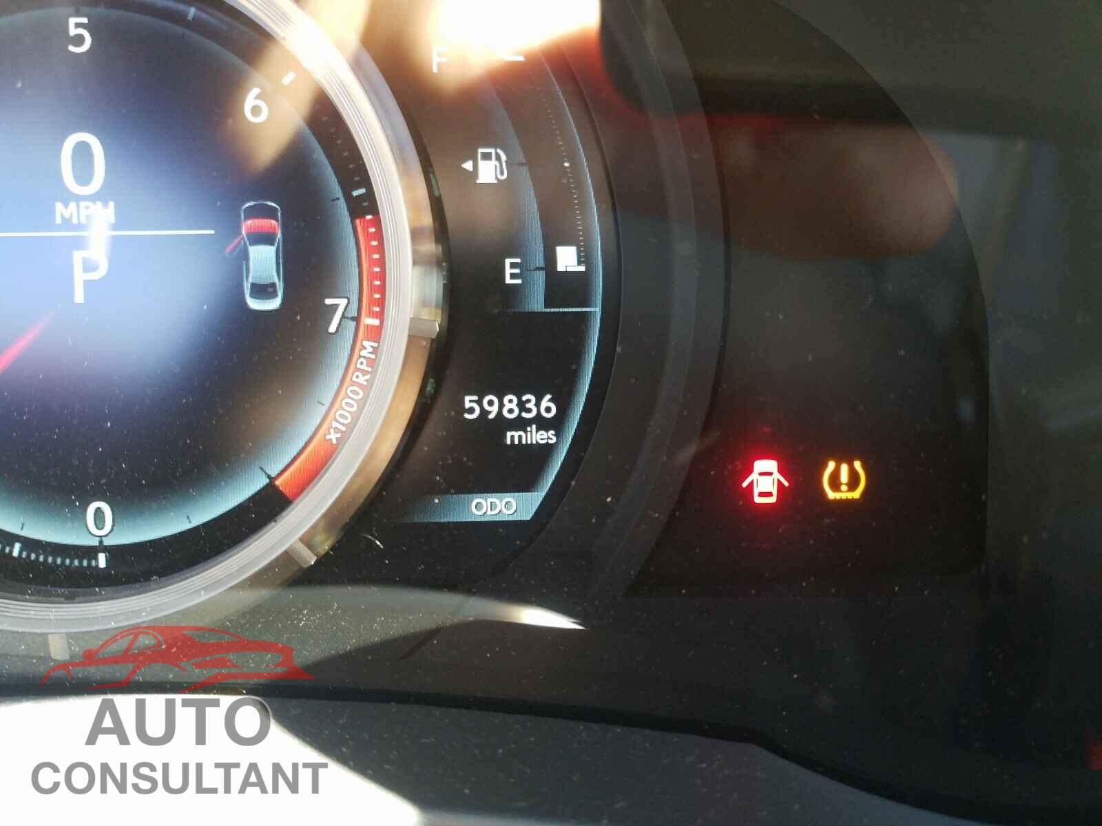 LEXUS IS 2016 - JTHBE1D24G5028343