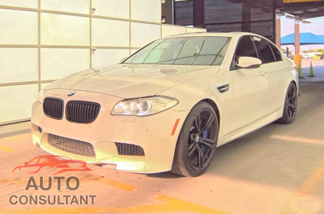 BMW M5 2013 - WBSFV9C53DC772996