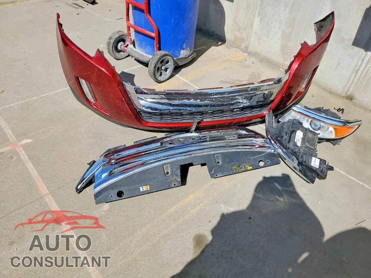 FORD EDGE 2013 - 2FMDK3KC8DBC84322