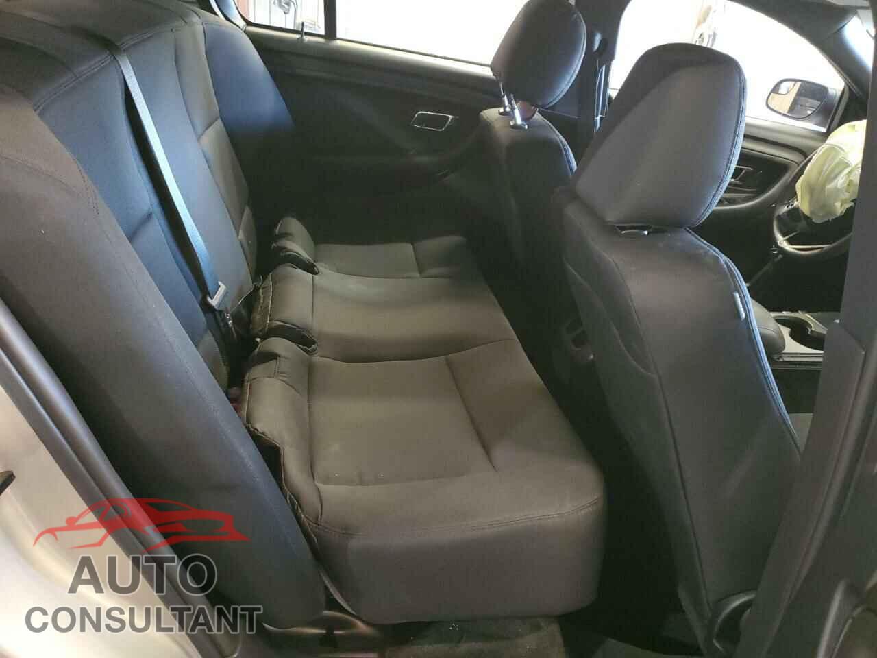 FORD TAURUS 2018 - 1FAHP2L83JG123706