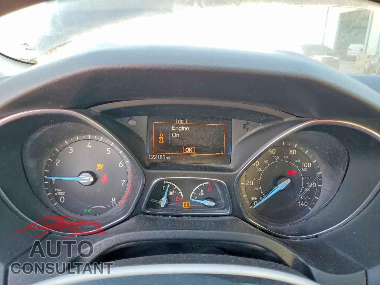 FORD FOCUS 2018 - 1FADP3E29JL234538
