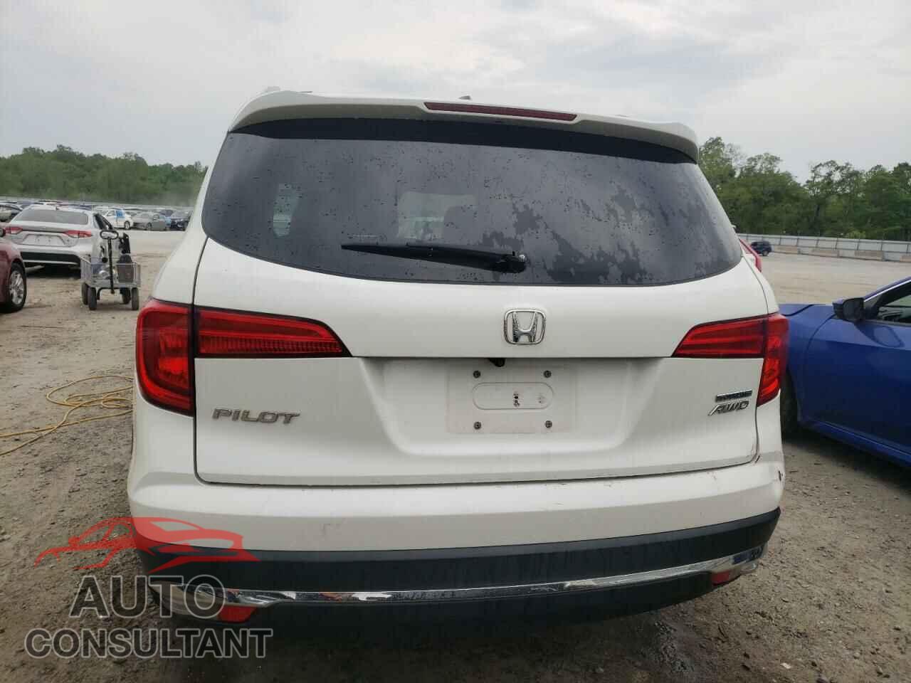 HONDA PILOT 2017 - 5FNYF6H93HB035068