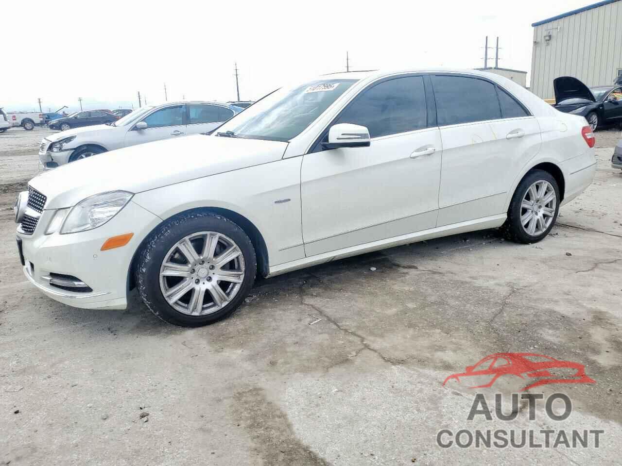 MERCEDES-BENZ E-CLASS 2012 - WDDHF5KB0CA523763