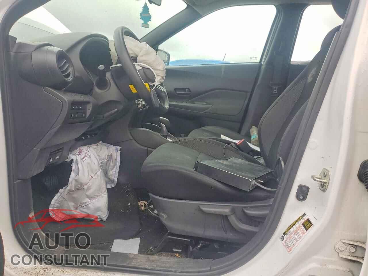 NISSAN KICKS 2020 - 3N1CP5BV4LL551136