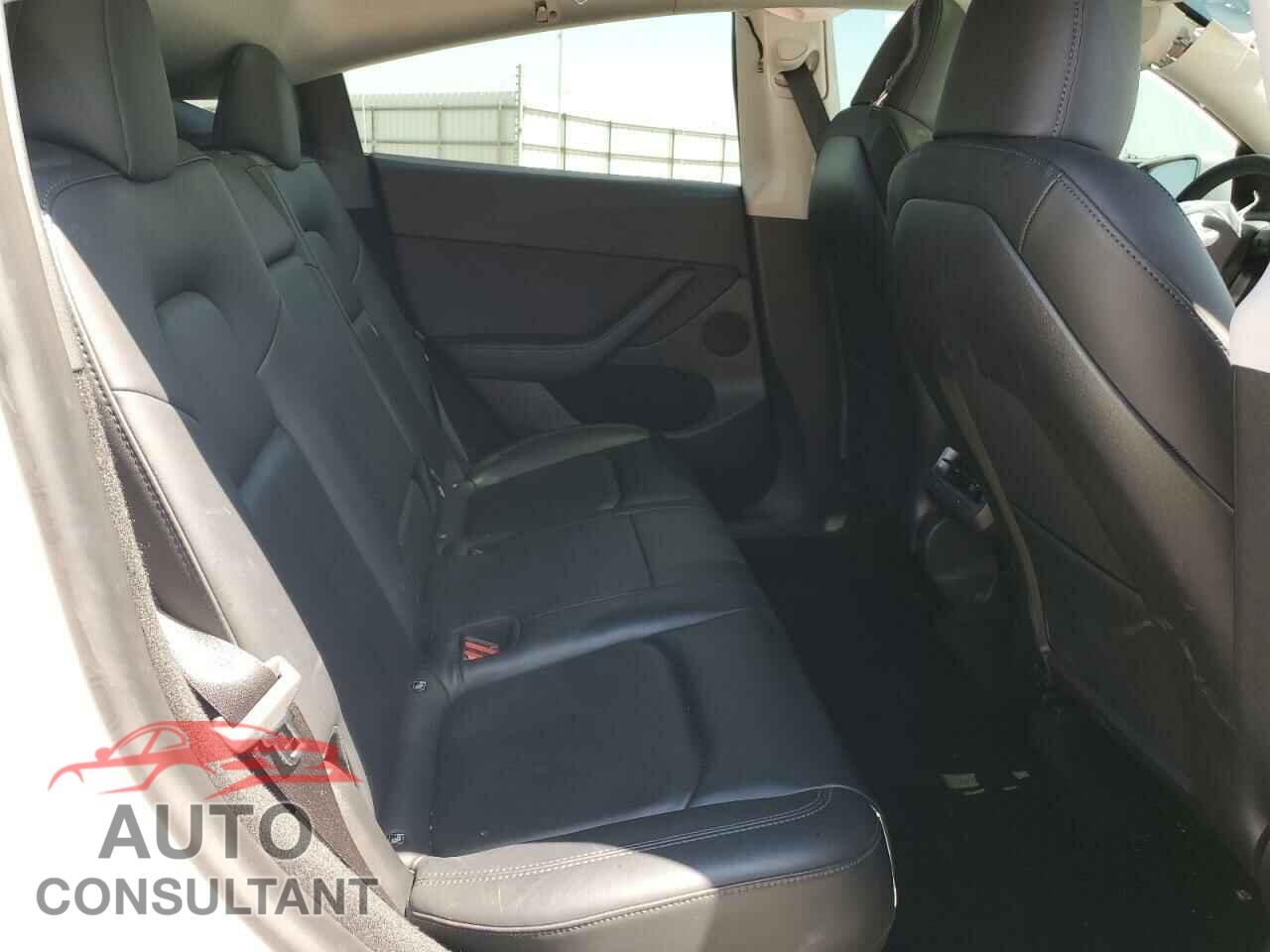 TESLA MODEL Y 2023 - 7SAYGDEF4PF702002