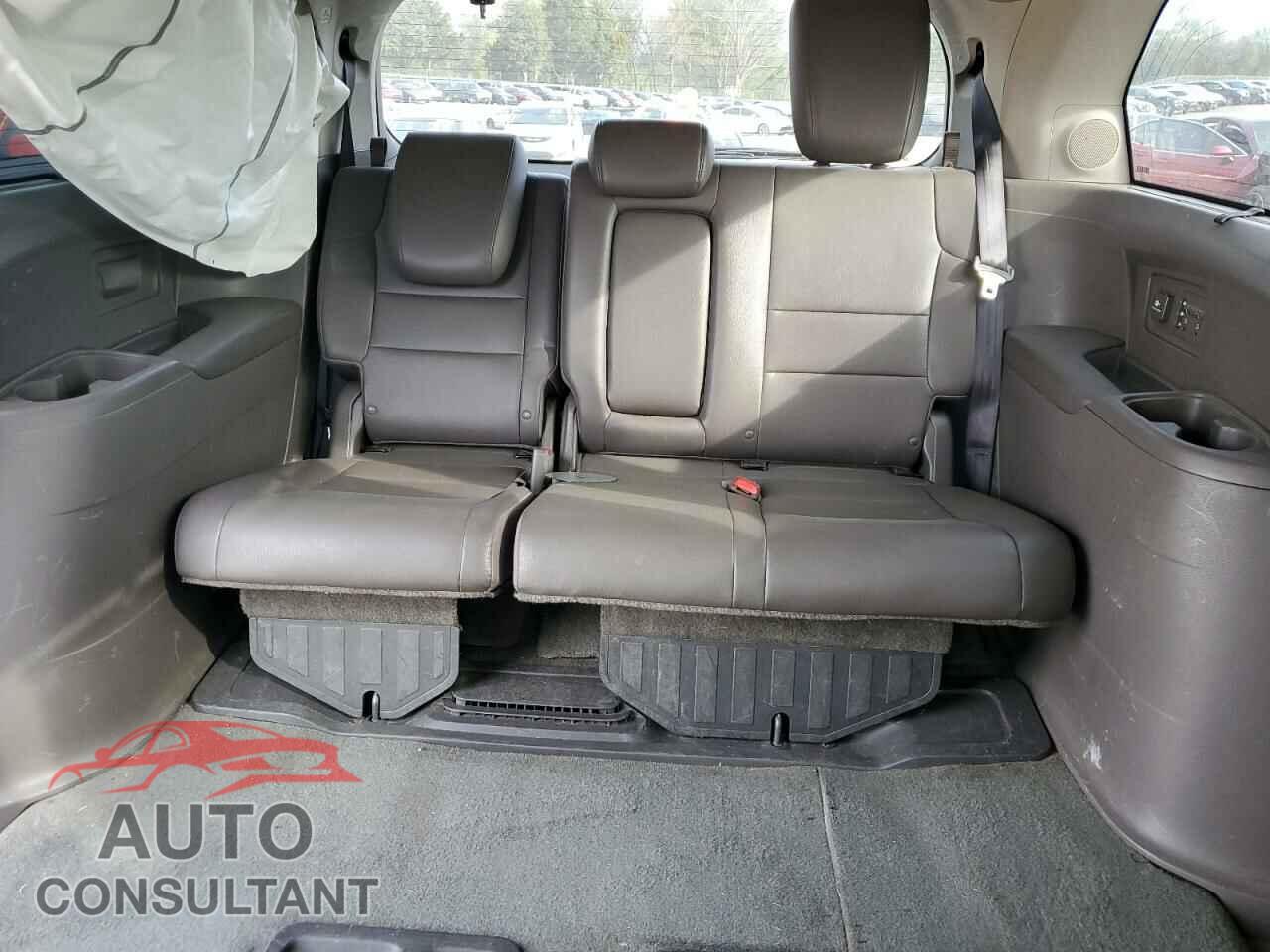 HONDA ODYSSEY 2016 - 5FNRL5H99GB095233