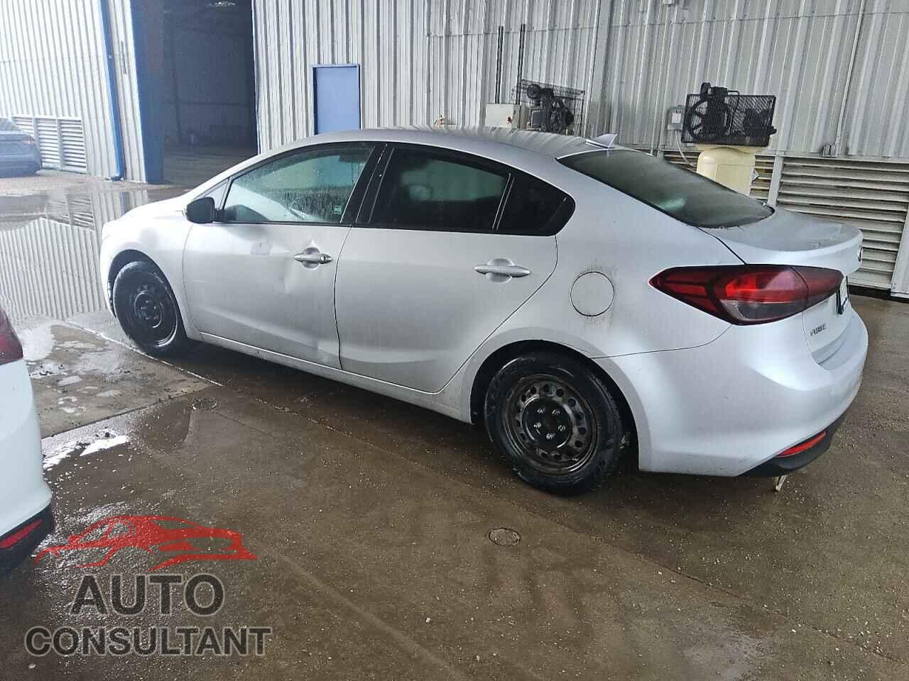 KIA FORTE 2017 - 3KPFK4A73HE156995