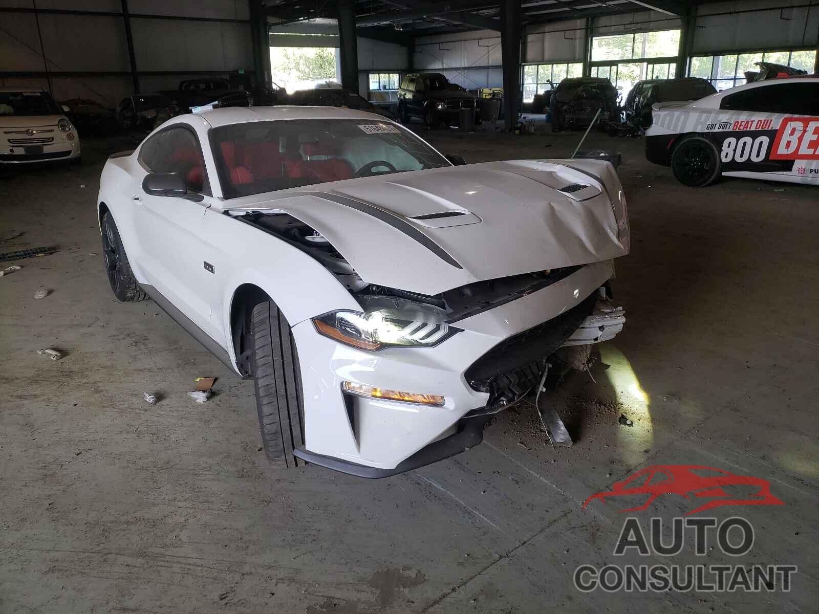 FORD MUSTANG 2020 - 1FA6P8TDXL5121652
