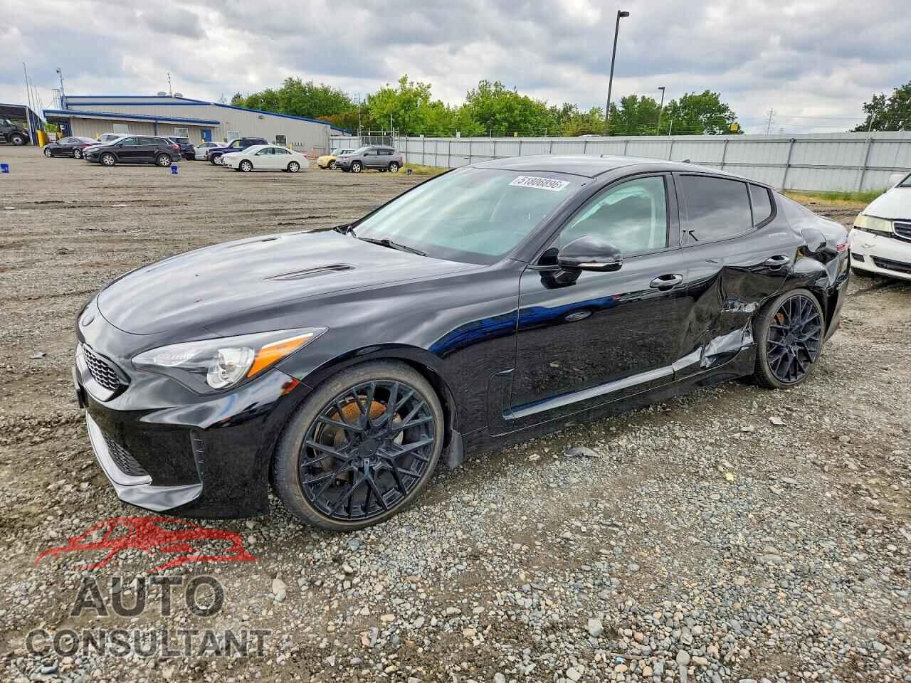 KIA STINGER 2018 - KNAE15LA2J6031346