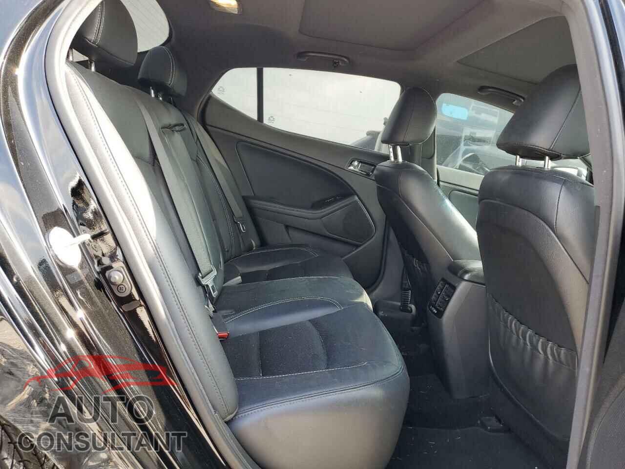 KIA OPTIMA 2013 - 5XXGR4A64DG198973