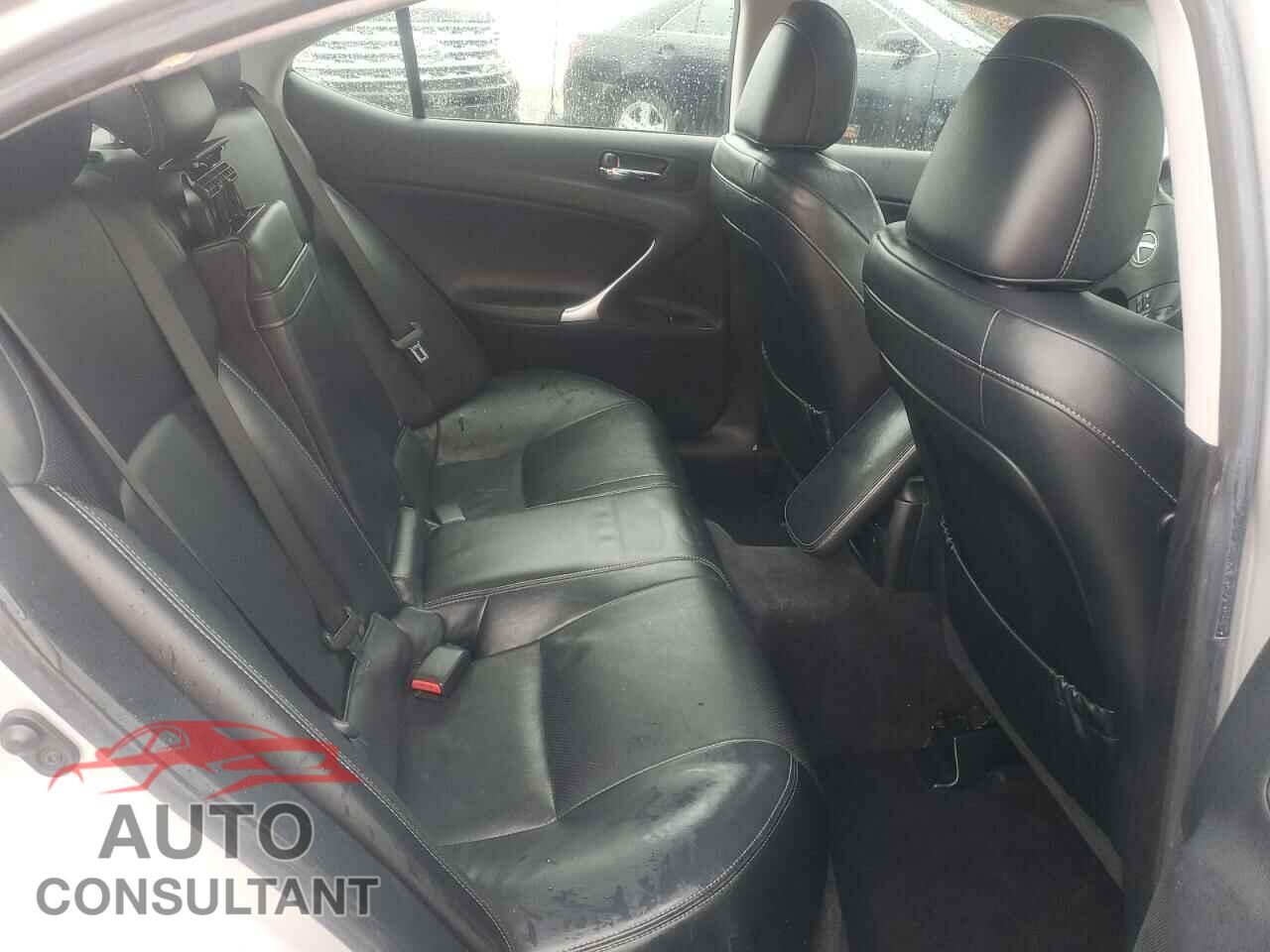 LEXUS IS 2010 - JTHCF5C2XA5036867