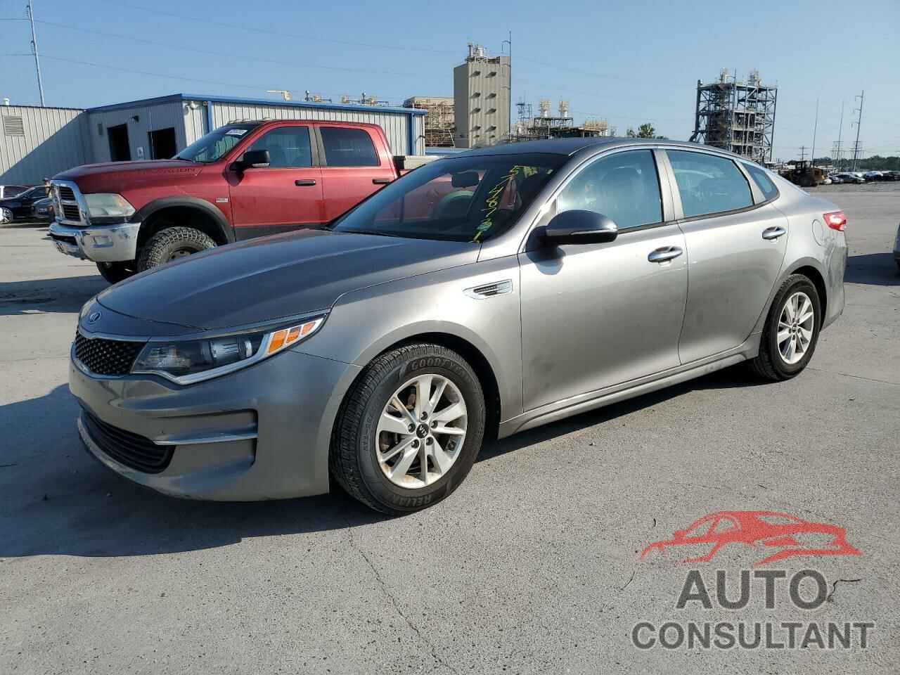 KIA OPTIMA 2018 - 5XXGT4L38JG221929