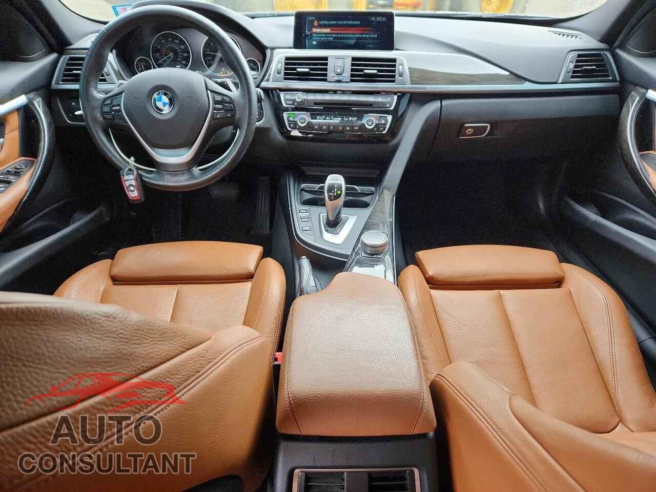 BMW 3 SERIES 2017 - WBA8D9C30HA005574