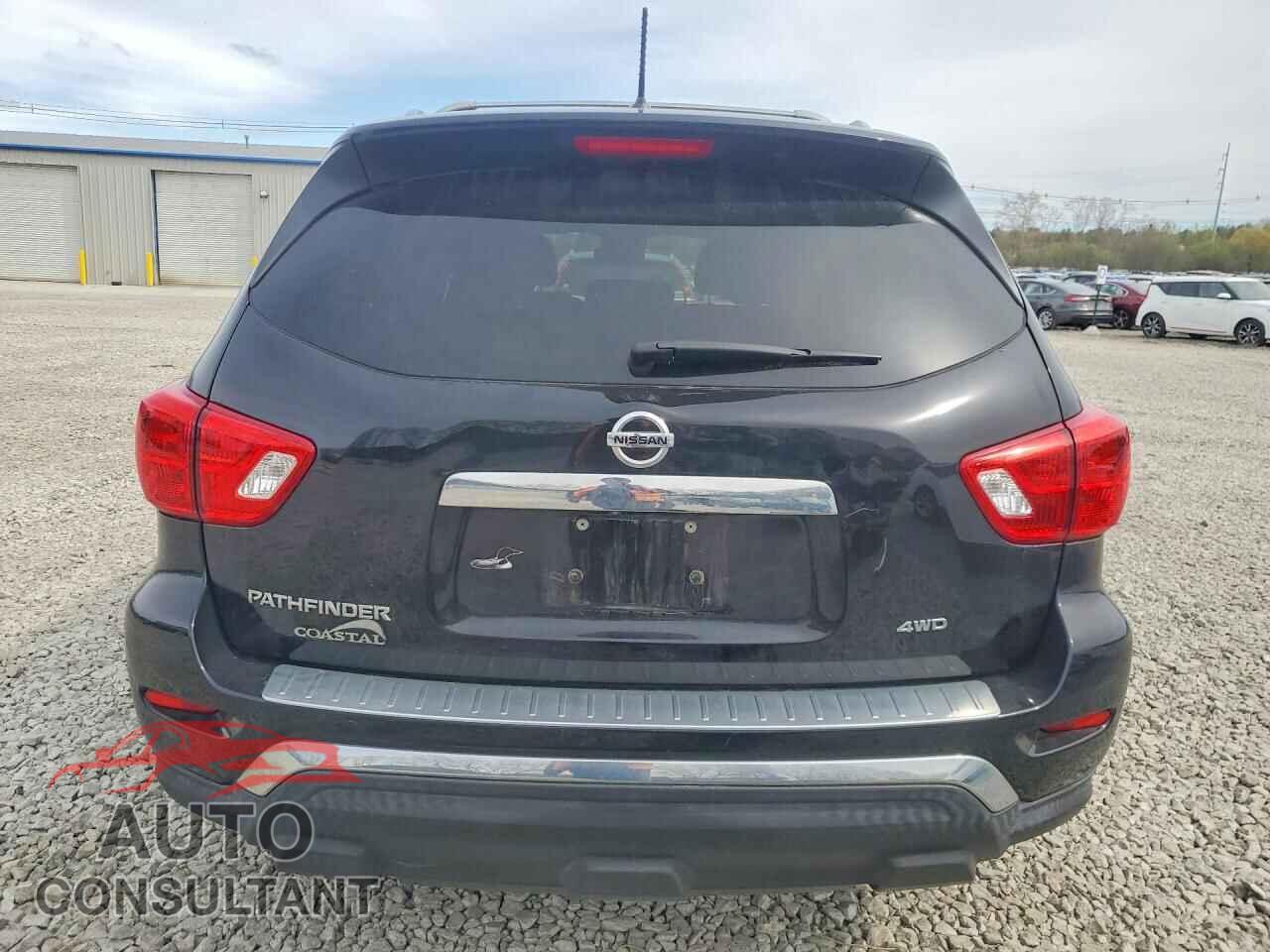 NISSAN PATHFINDER 2017 - 5N1DR2MM1HC692677