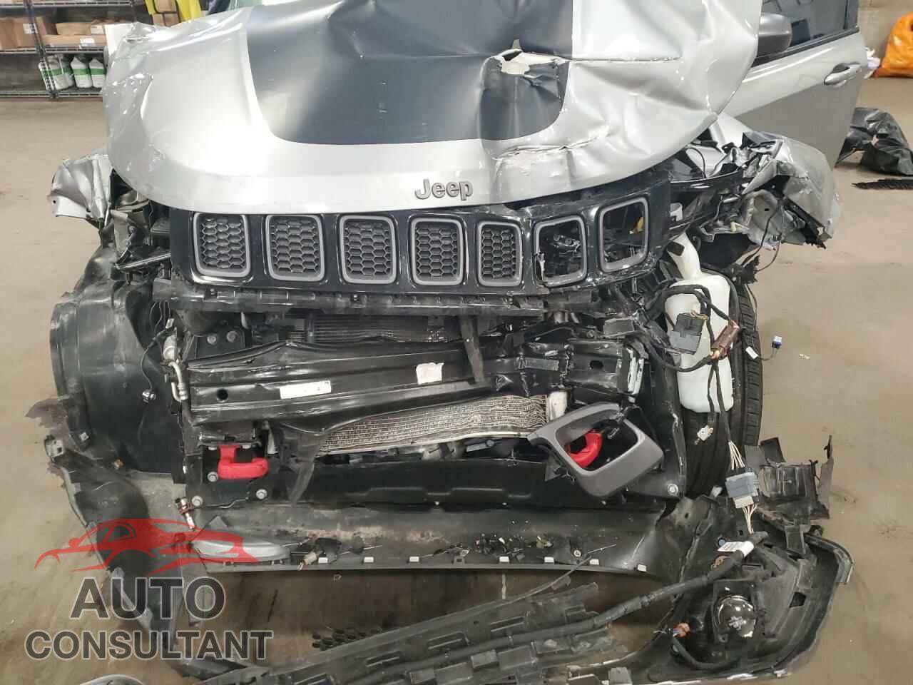 JEEP COMPASS 2020 - 3C4NJDDB2LT207812