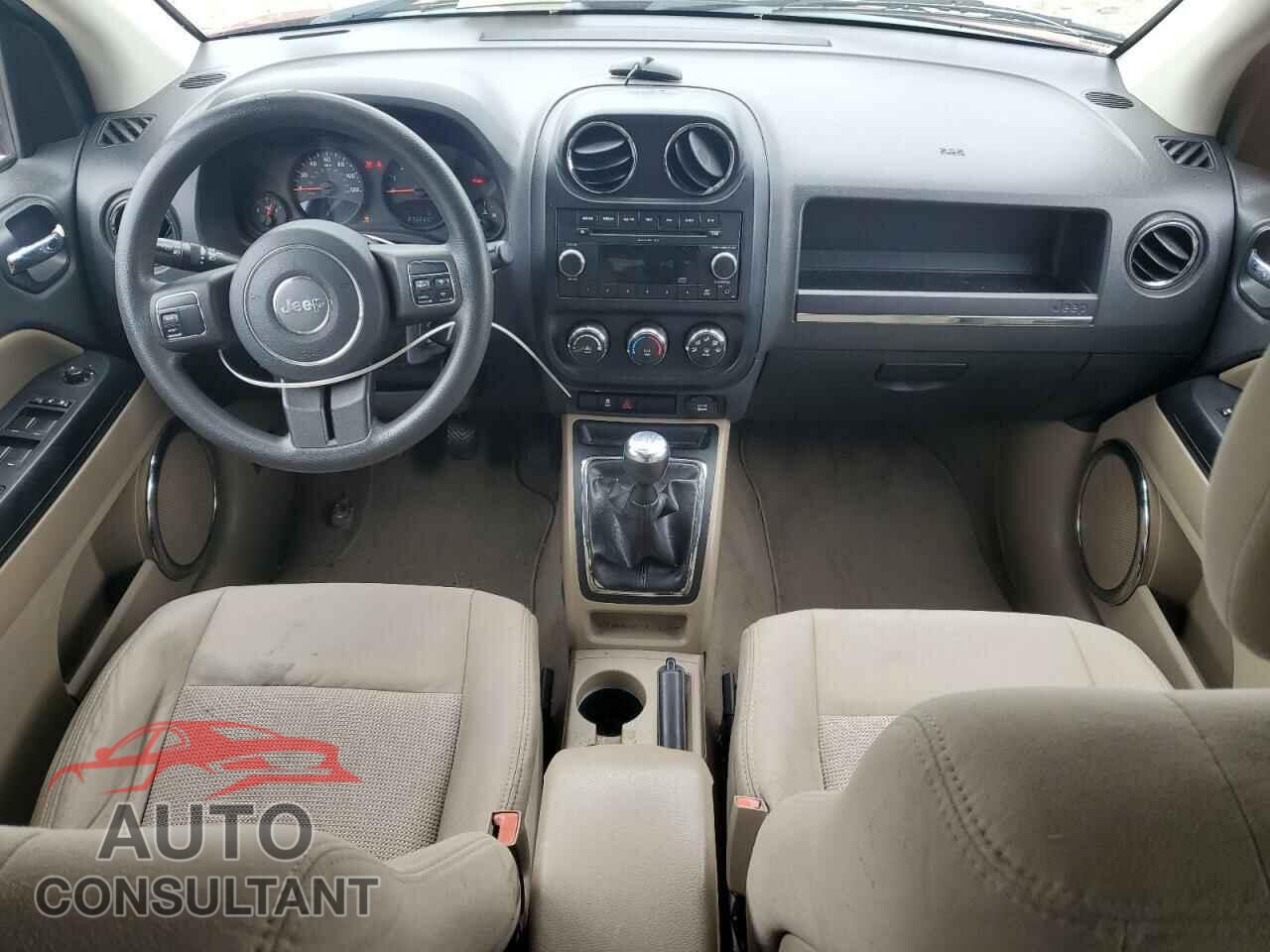 JEEP COMPASS 2011 - 1J4NF1FB6BD176236