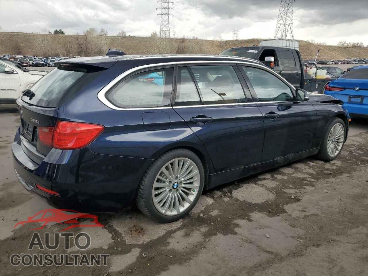 BMW 3 SERIES 2014 - WBA3G7C51EKN36005
