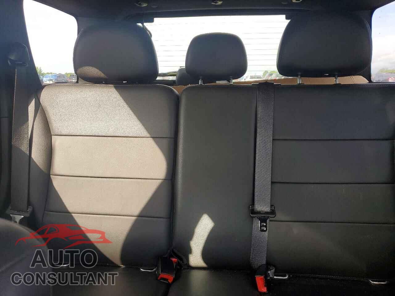 FORD ESCAPE 2012 - 1FMCU0EG5CKC15711