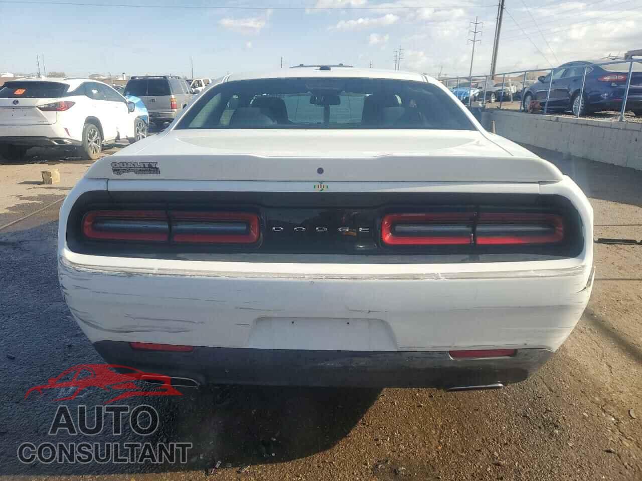 DODGE CHALLENGER 2018 - 2C3CDZAGXJH172121