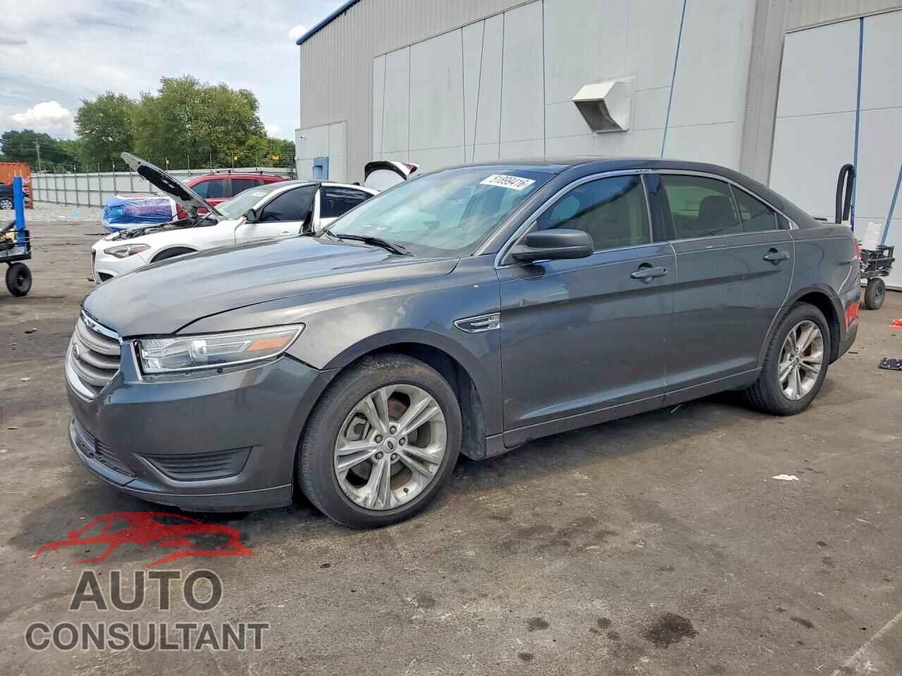 FORD TAURUS 2018 - 1FAHP2D88JG134344