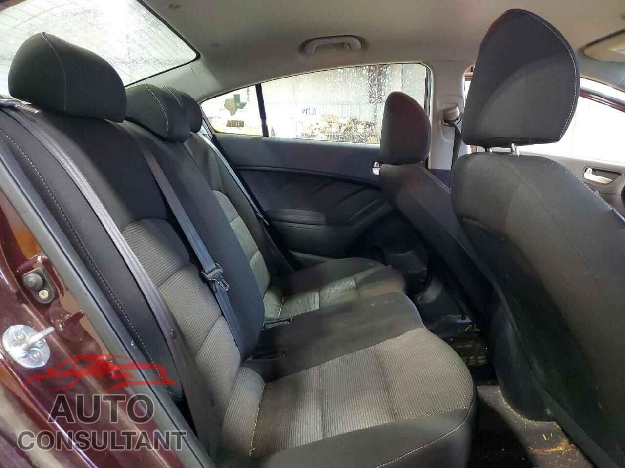 KIA FORTE 2017 - 3KPFK4A74HE080350