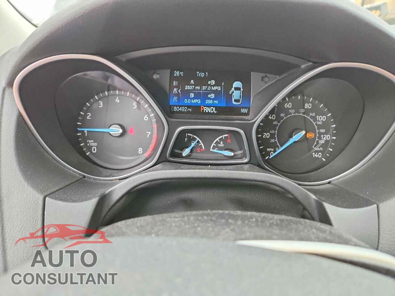 FORD FOCUS 2015 - 1FADP3F29FL218958
