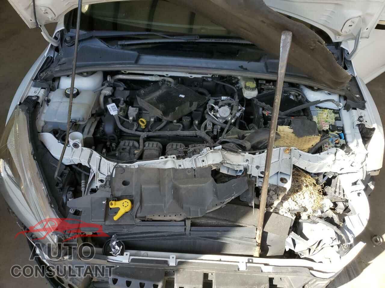 FORD FOCUS 2017 - 1FADP3F27HL308872