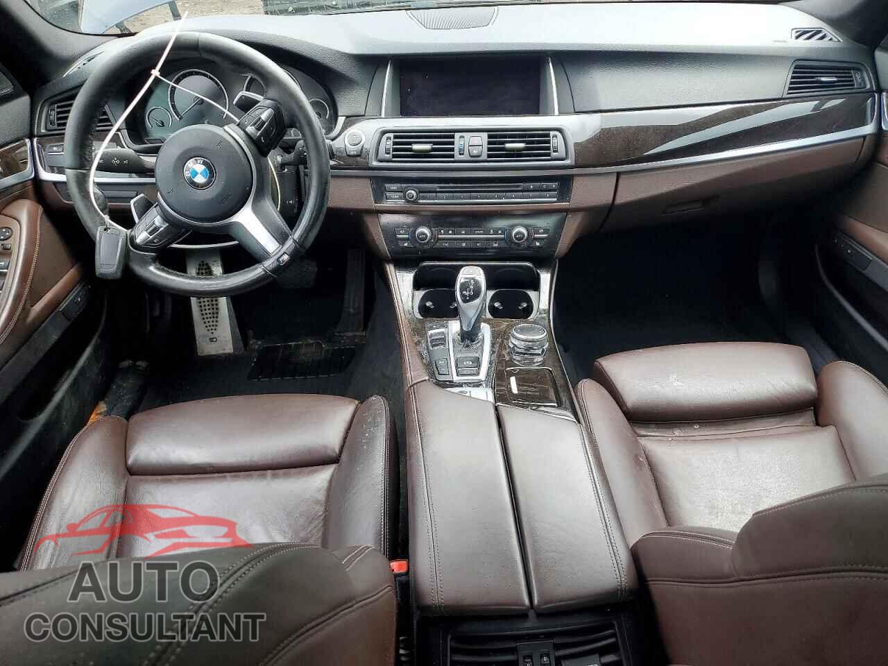 BMW 5 SERIES 2015 - WBAFV3C56FD687049