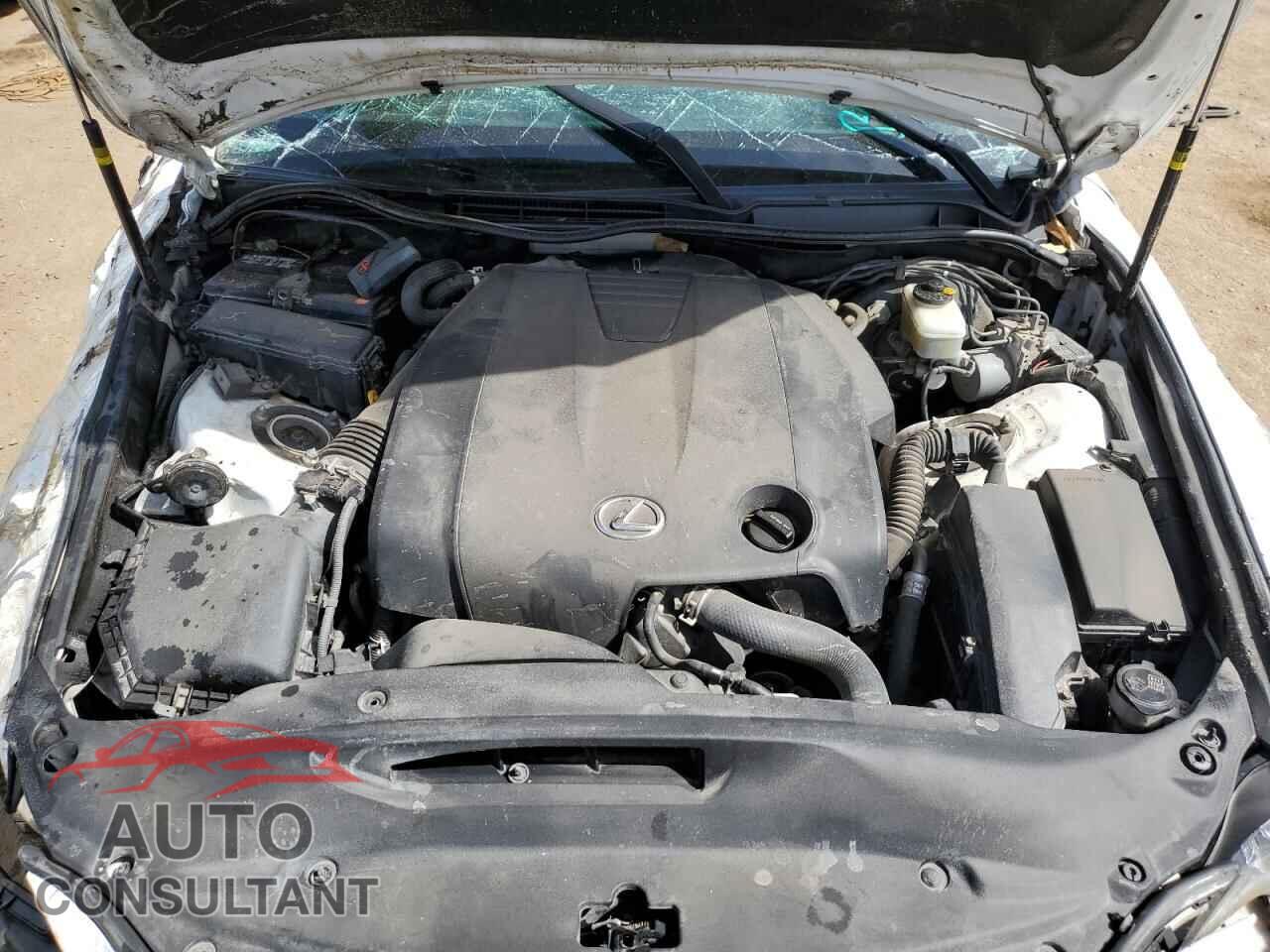 LEXUS IS 2014 - JTHCF1D26E5009730