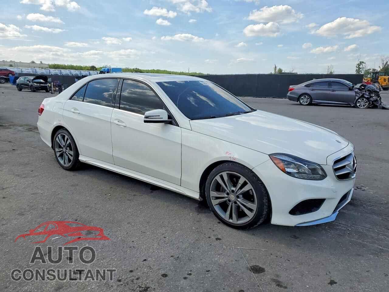 MERCEDES-BENZ E-CLASS 2015 - WDDHF5KB8FB087176