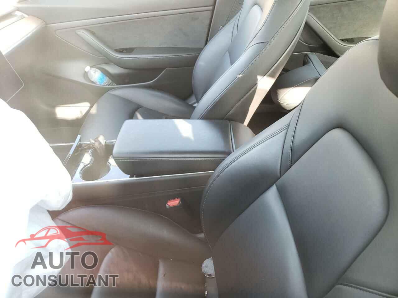 TESLA MODEL 3 2020 - 5YJ3E1EA9LF613438