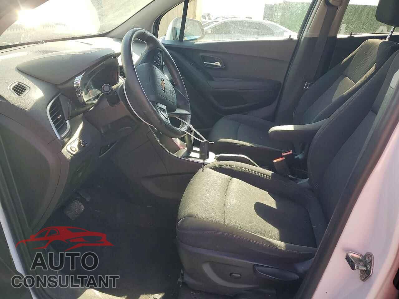 CHEVROLET TRAX 2017 - 3GNCJLSB1HL284254