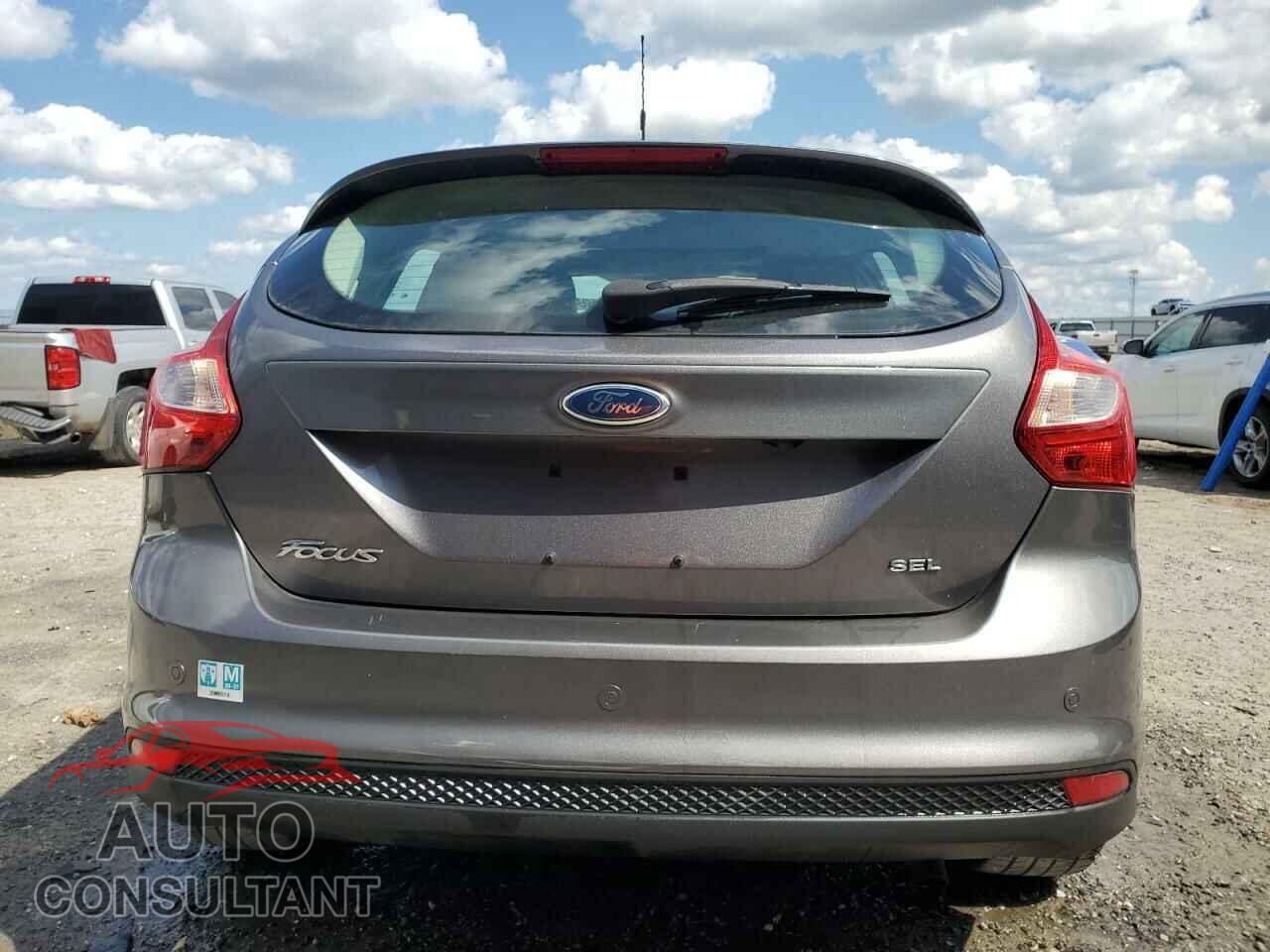 FORD FOCUS 2012 - 1FAHP3M25CL176014