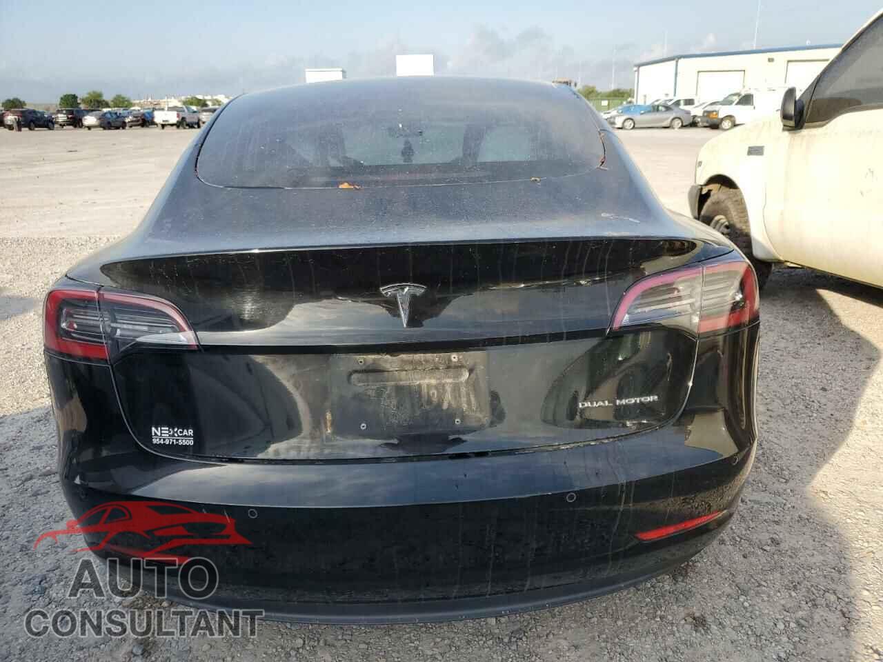 TESLA MODEL 3 2018 - 5YJ3E1EB5JF134911