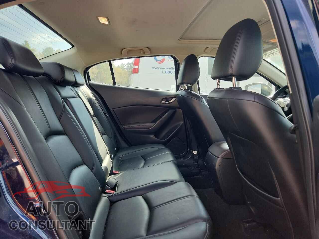 MAZDA 3 2017 - 3MZBN1V72HM148176