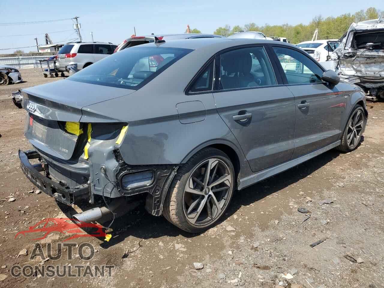 AUDI A3 2020 - WAUBEGFF3LA015263