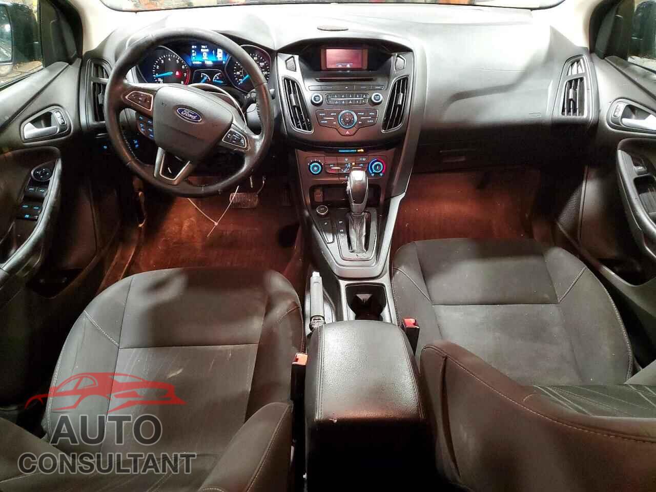 FORD FOCUS 2016 - 1FADP3F26GL279394