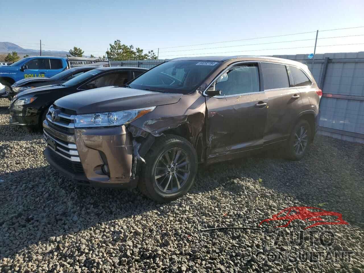 TOYOTA HIGHLANDER 2018 - 5TDJZRFH7JS899420