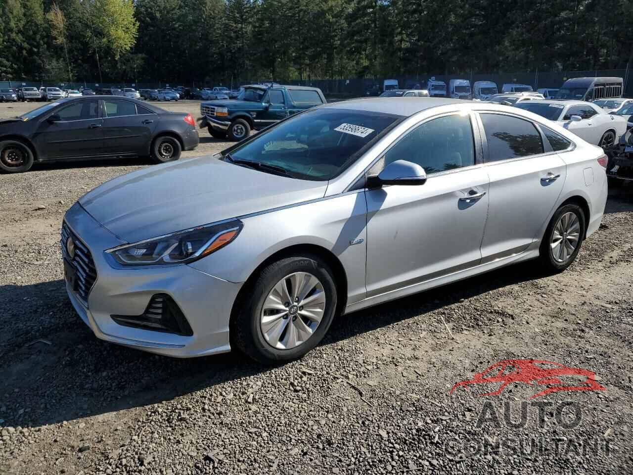 HYUNDAI SONATA 2019 - KMHE24L39KA088598
