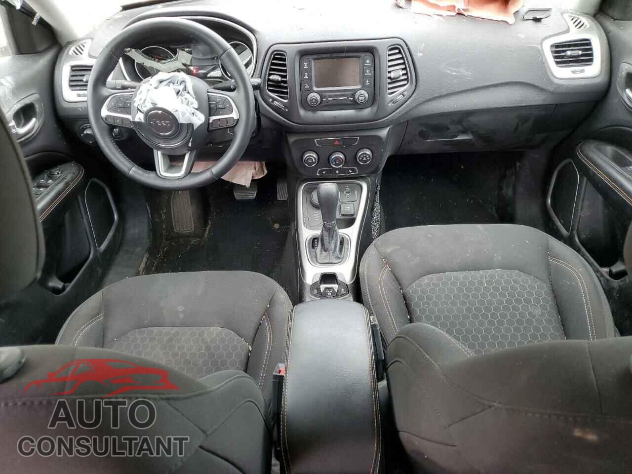 JEEP COMPASS 2018 - 3C4NJDAB4JT457778
