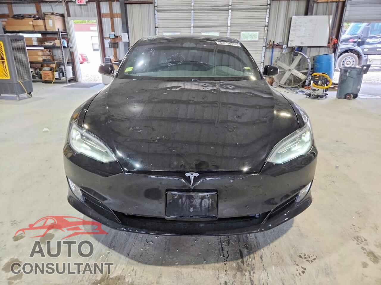 TESLA MODEL S 2019 - 5YJSA1E22KF304845