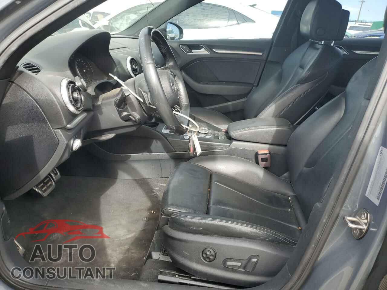 AUDI A3 2020 - WAUCUGFF2LA005427