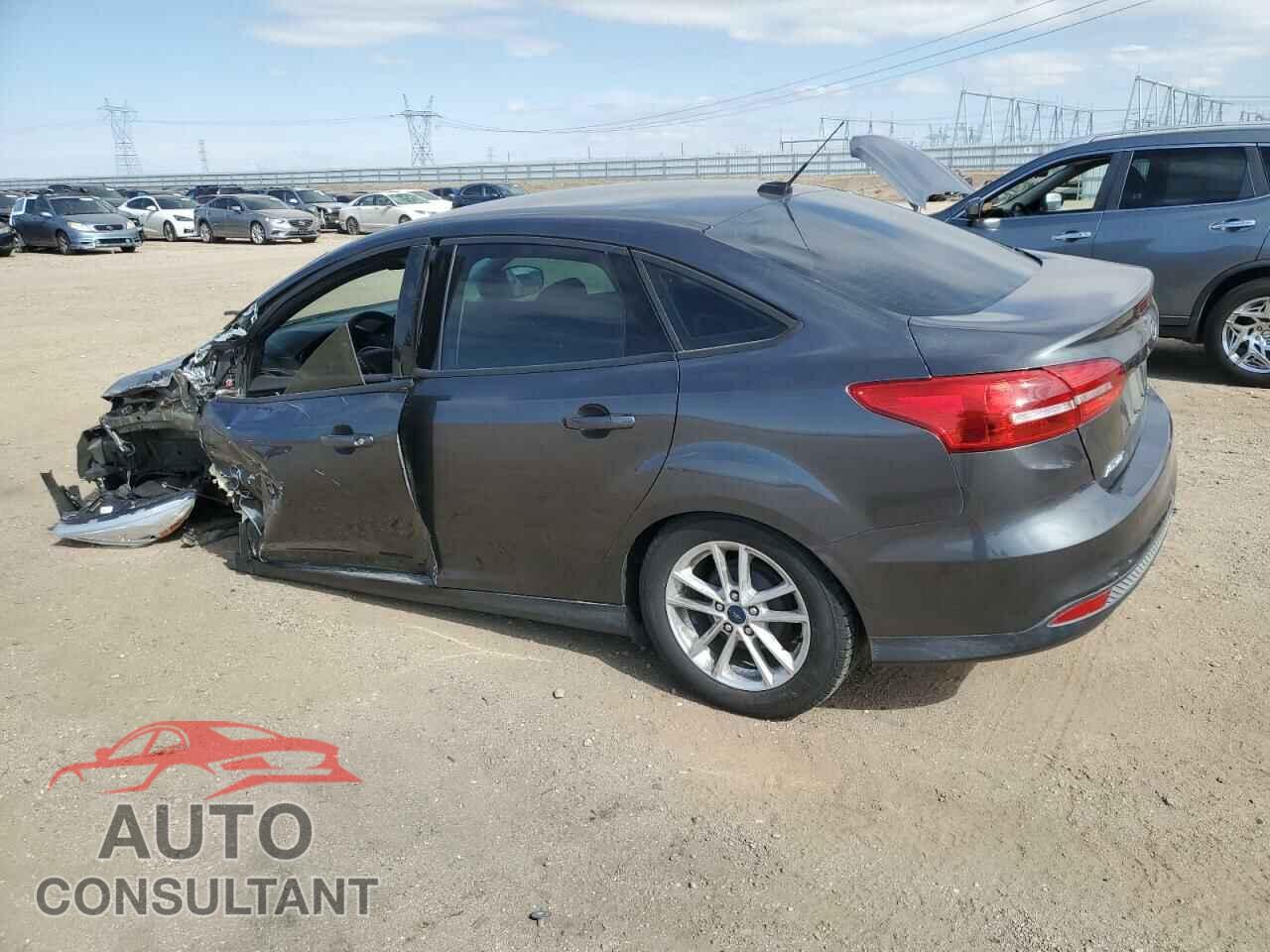 FORD FOCUS 2017 - 1FADP3F24HL244774